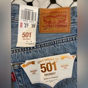 Levi’s 501 Skinny - Size 27